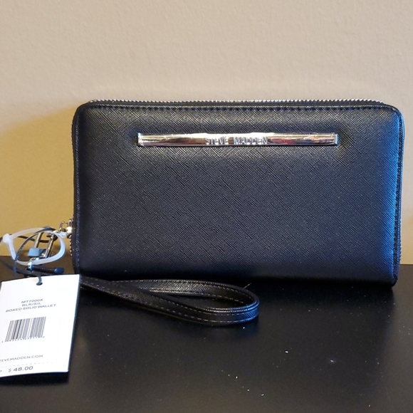 Steve Madden Handbags - NWT Steve Madden Wallet/Wristlet